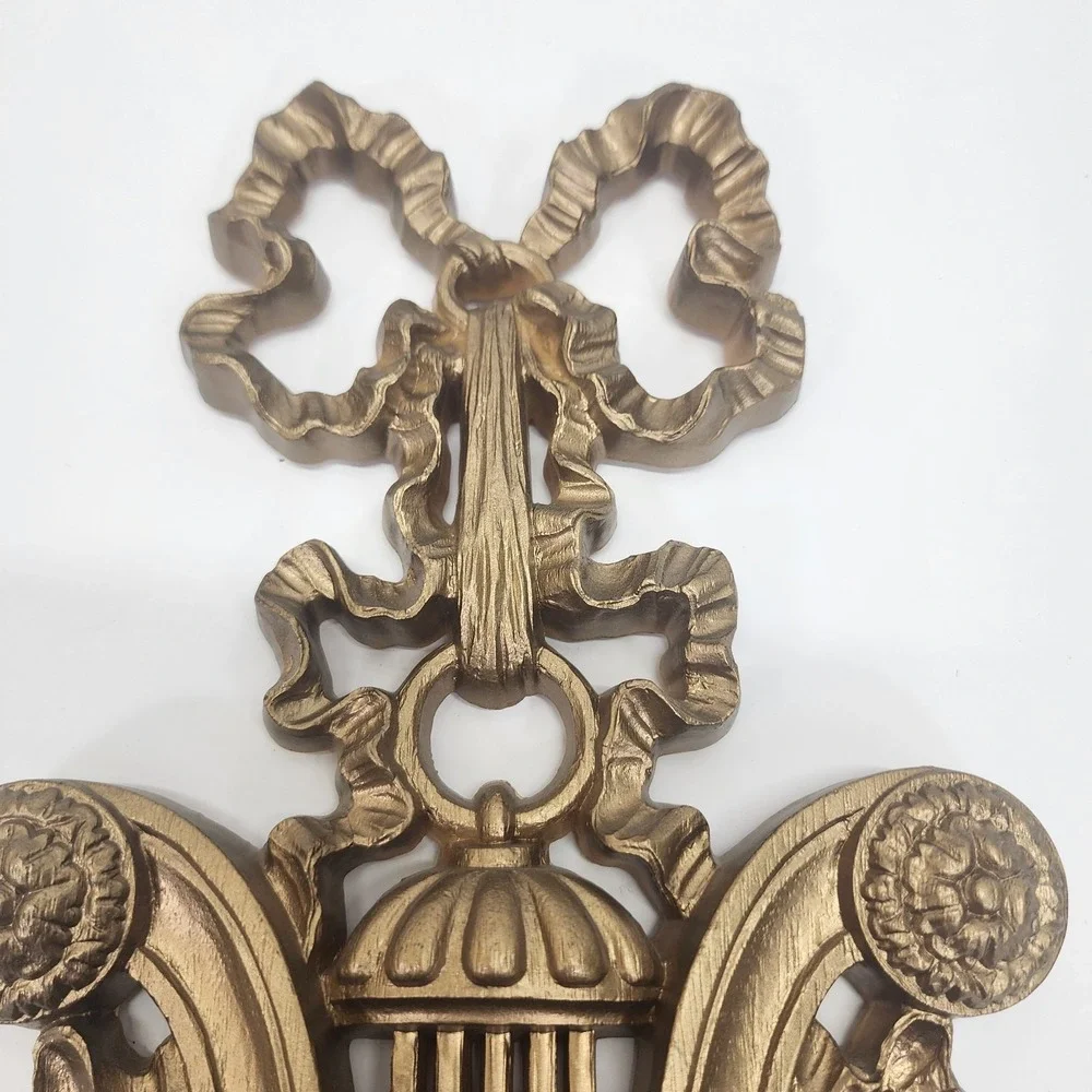 Vintage New Haven Burwood Gold Lyre Wall Clock Quartz USA Hollywood Regency